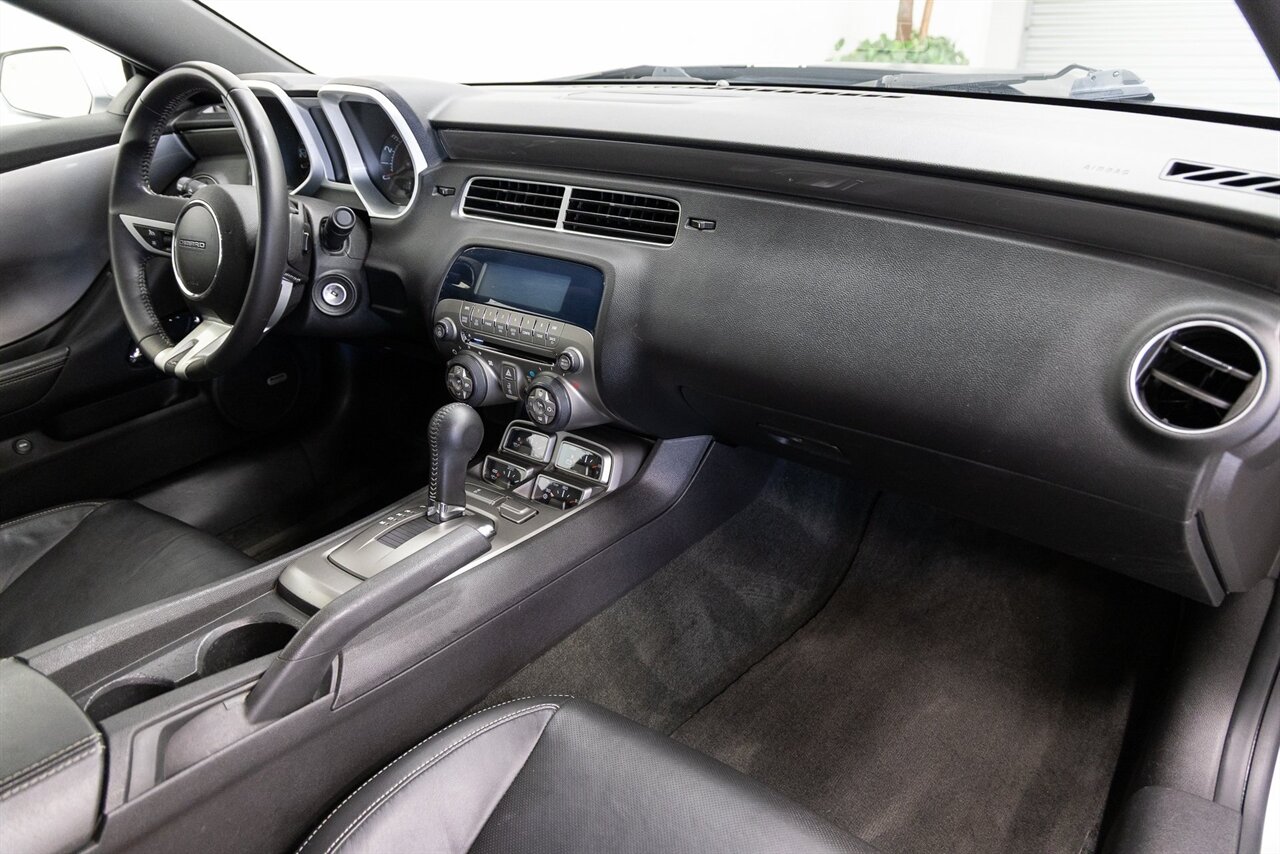 2010 Chevrolet Camaro SS 2SS   - Photo 13 - Concord, CA 94520