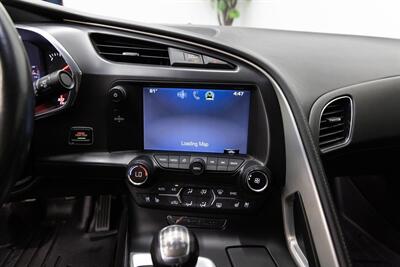 2014 Chevrolet Corvette Base 2LT   - Photo 16 - Concord, CA 94520