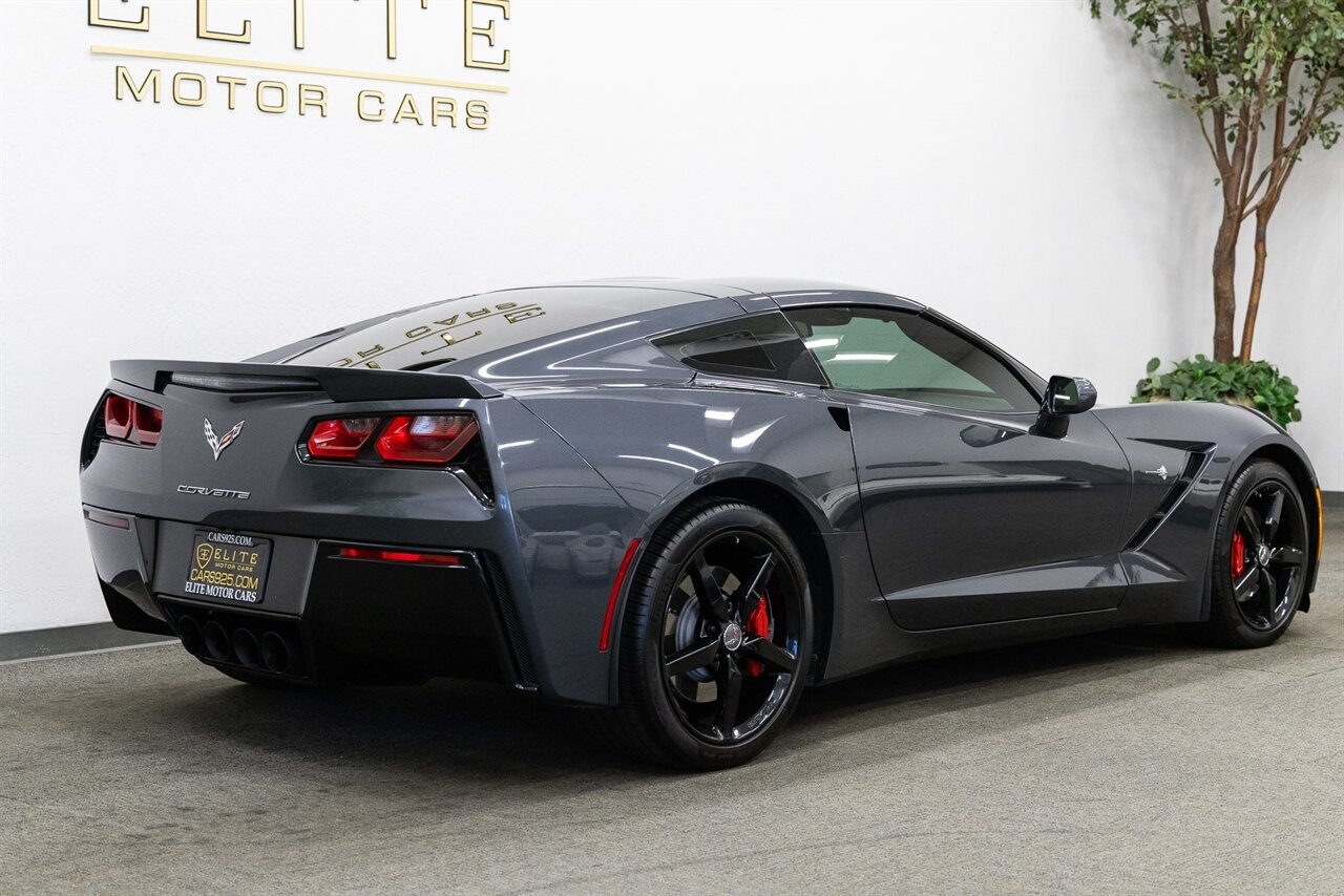 2014 Chevrolet Corvette Base 2LT - Photo 10 - Concord, CA 94520