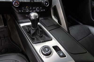 2014 Chevrolet Corvette Base 2LT   - Photo 18 - Concord, CA 94520