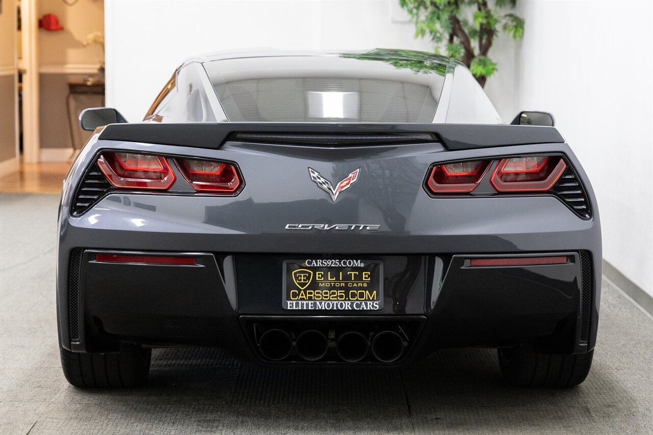 2014 Chevrolet Corvette Base 2LT - Photo 4 - Concord, CA 94520