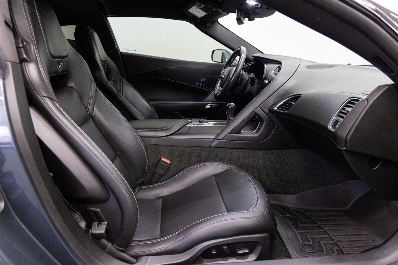 2014 Chevrolet Corvette Base 2LT - Photo 13 - Concord, CA 94520