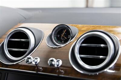 2018 Bentley Bentayga W12   - Photo 23 - Concord, CA 94520