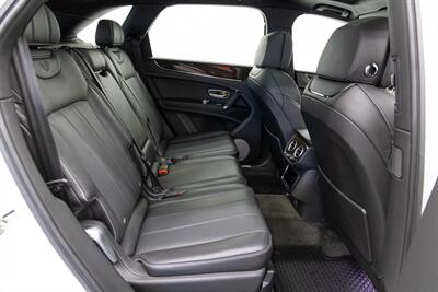 2018 Bentley Bentayga W12   - Photo 15 - Concord, CA 94520