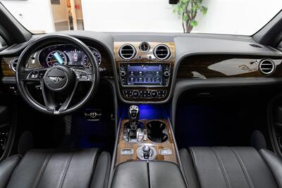 2018 Bentley Bentayga W12   - Photo 5 - Concord, CA 94520