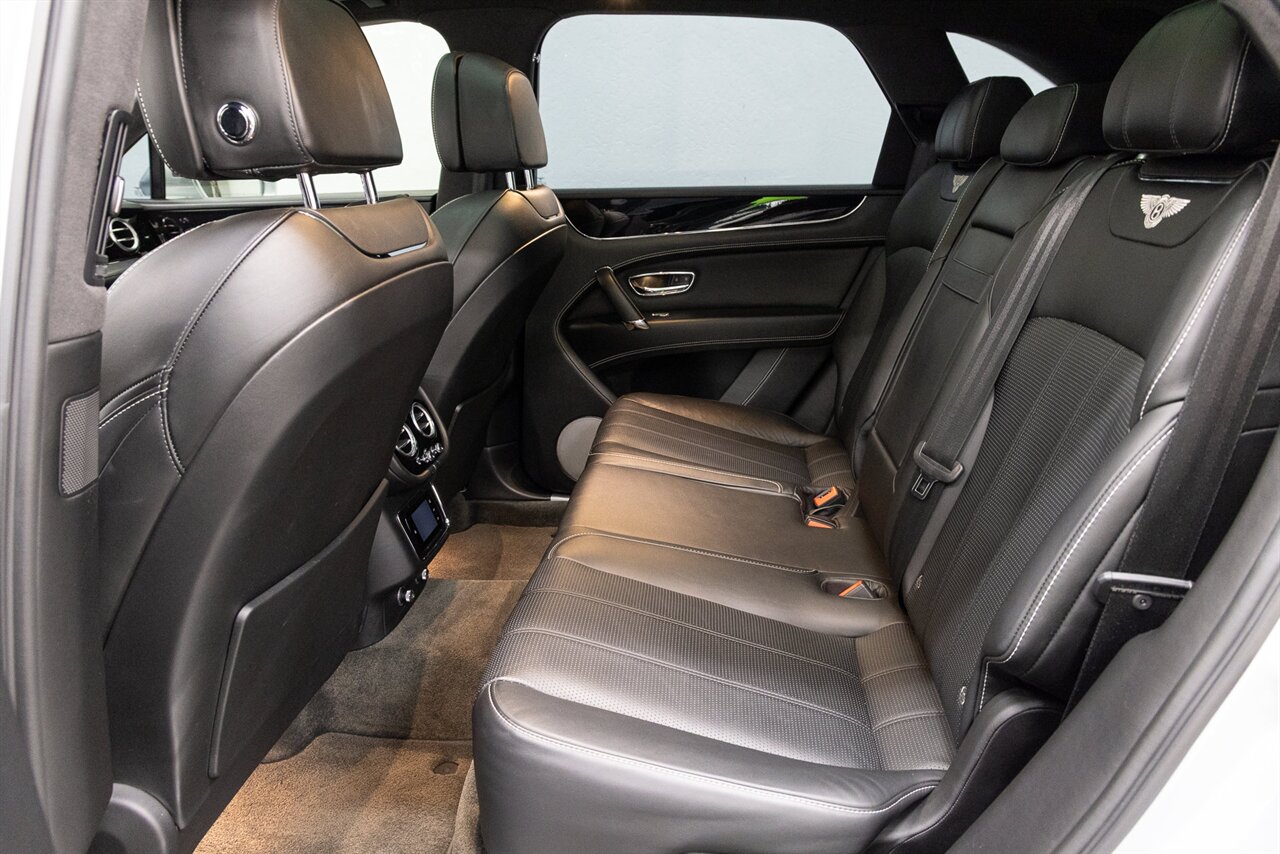 2019 Bentley Bentayga V8 - Photo 8 - Concord, CA 94520