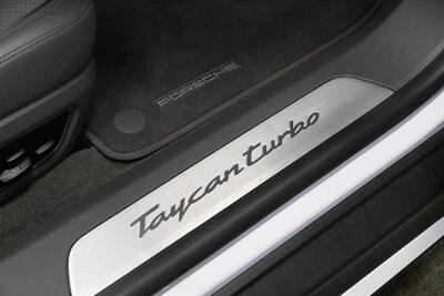 2020 Porsche Taycan Turbo   - Photo 21 - Concord, CA 94520