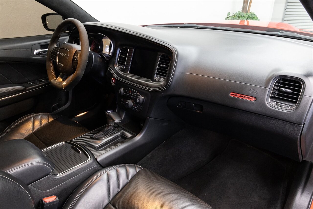 2023 Dodge Charger SRT Hellcat Widebody - Photo 13 - Concord, CA 94520