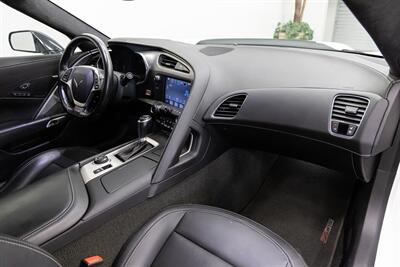 2017 Chevrolet Corvette Z06 3LZ   - Photo 12 - Concord, CA 94520