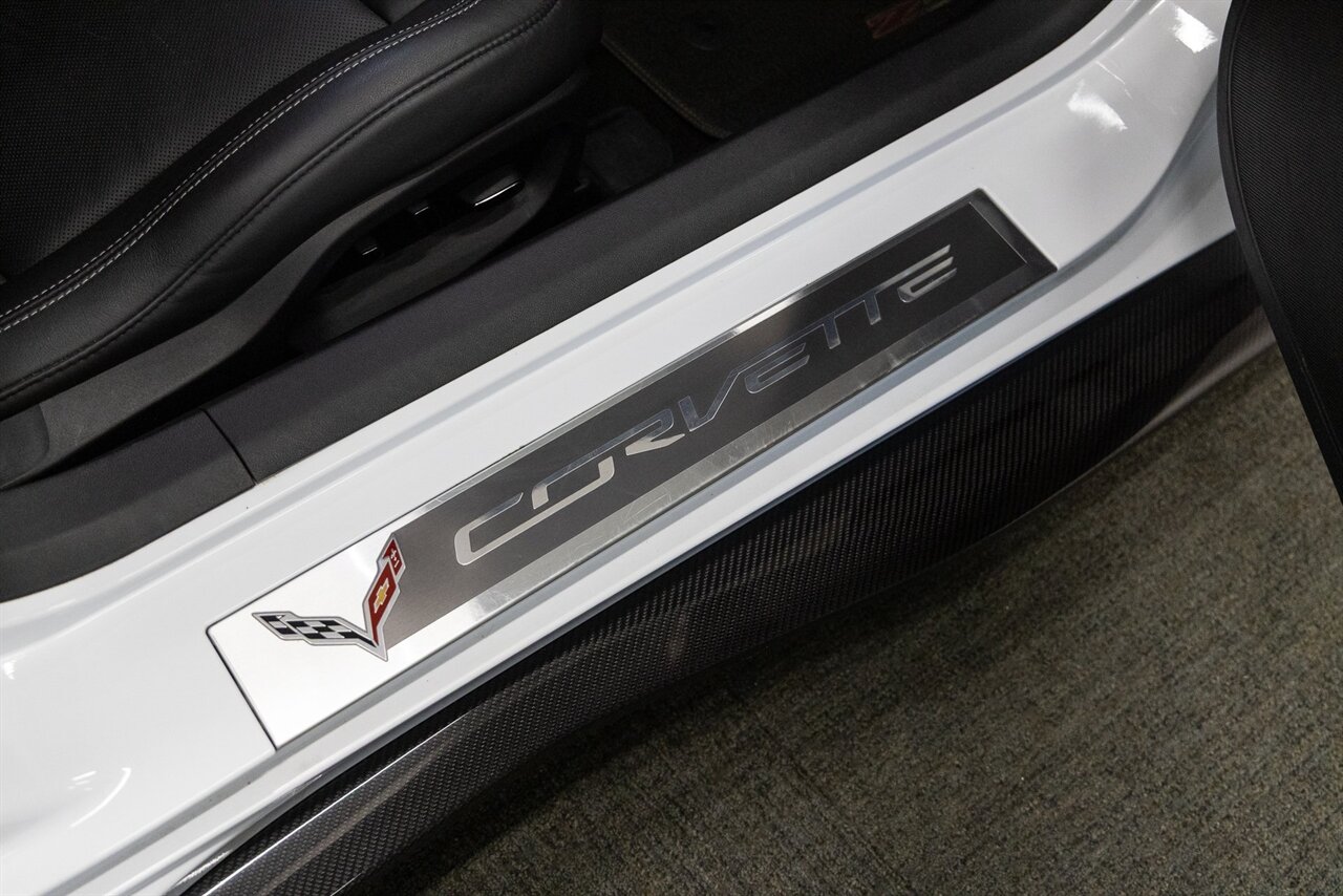 2017 Chevrolet Corvette Z06 3LZ - Photo 19 - Concord, CA 94520