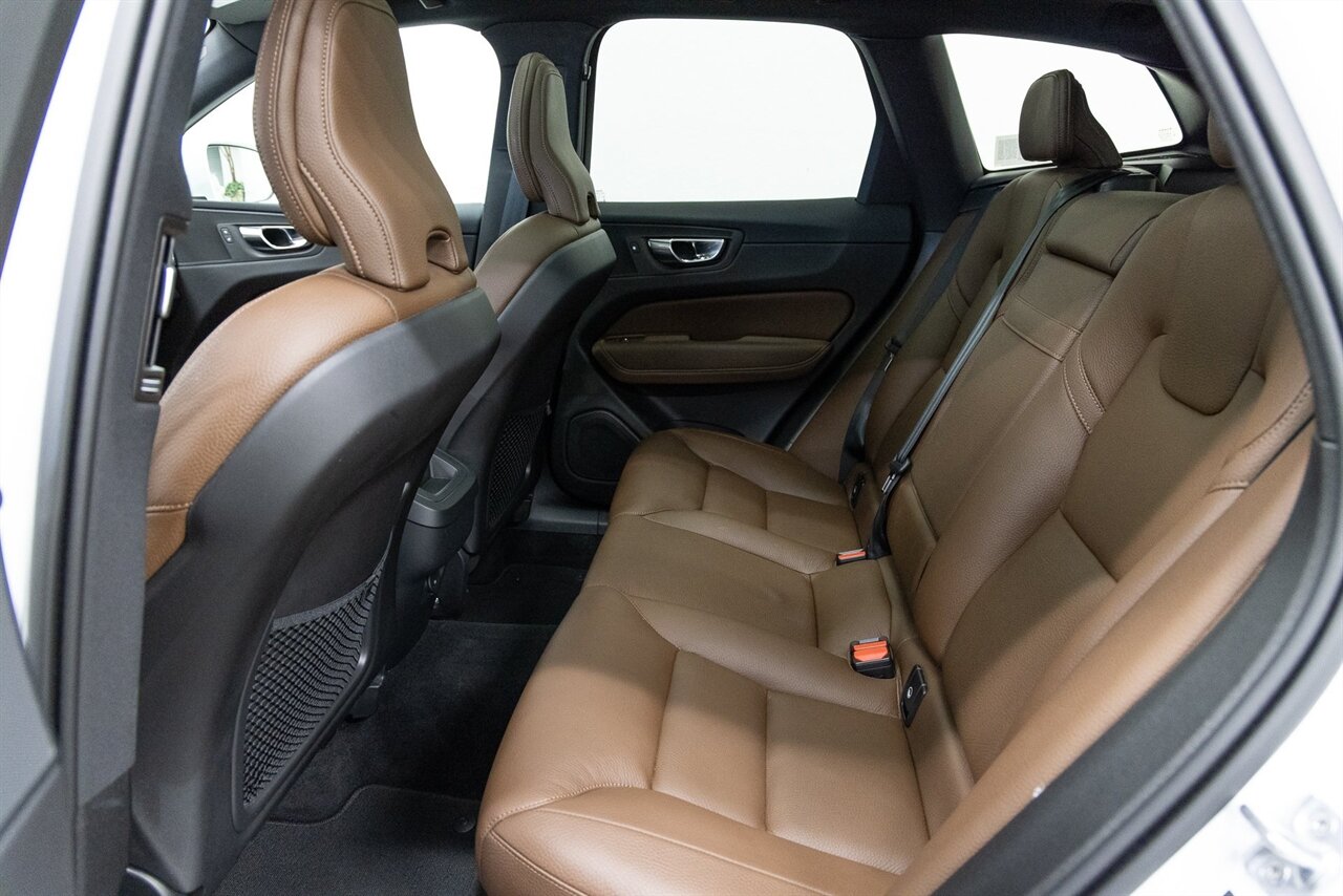 2021 Volvo XC60 T6 Momentum - Photo 8 - Concord, CA 94520