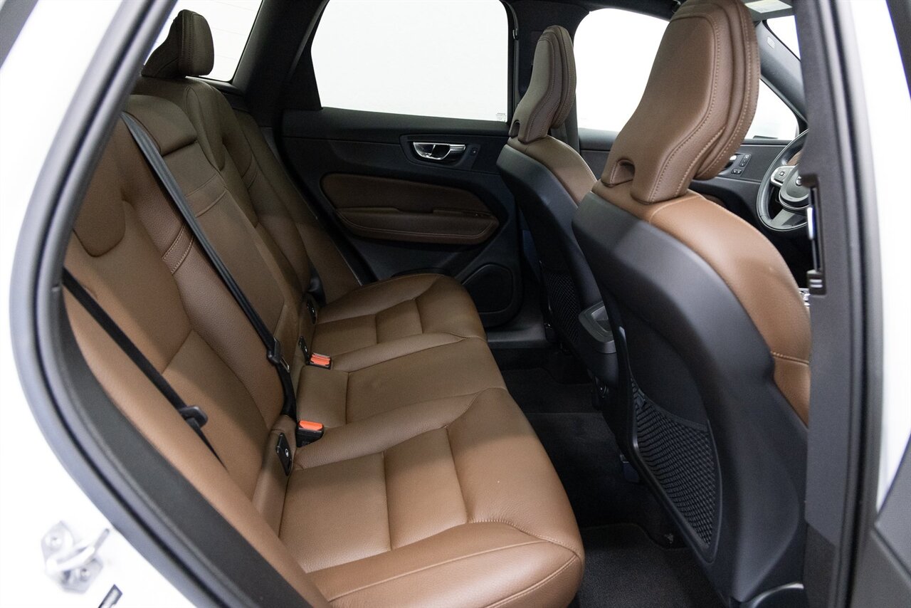 2021 Volvo XC60 T6 Momentum - Photo 15 - Concord, CA 94520