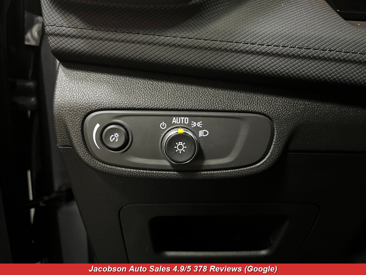 2024 Chevrolet Trailblazer LT photo 4