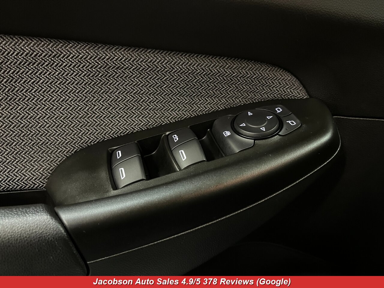 2024 Chevrolet Trailblazer LT photo 3