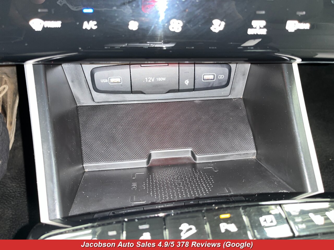 2024 Hyundai TUCSON Limited AWD - Photo 19 - Oshkosh, WI 54901