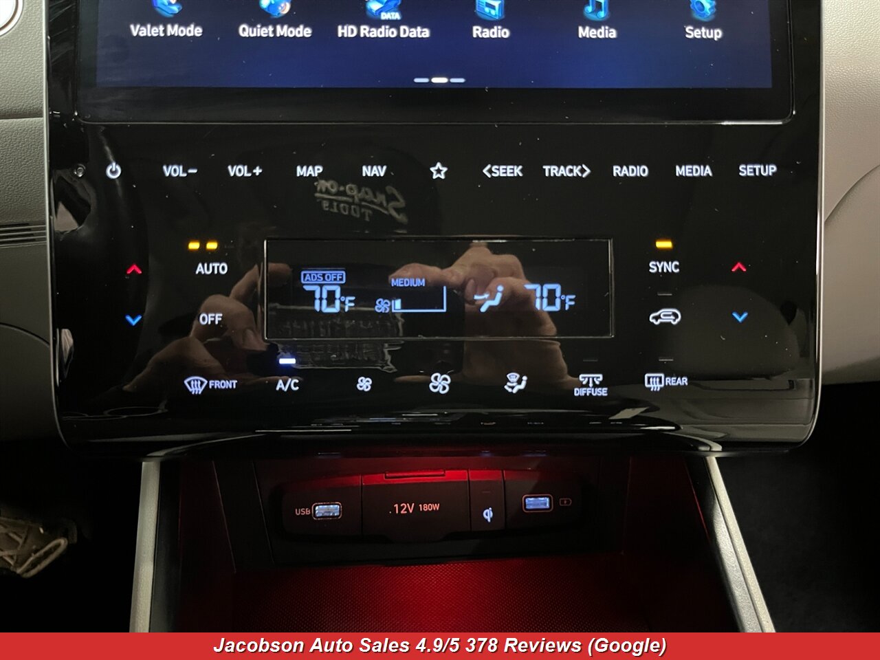 2024 Hyundai TUCSON Limited AWD - Photo 18 - Oshkosh, WI 54901