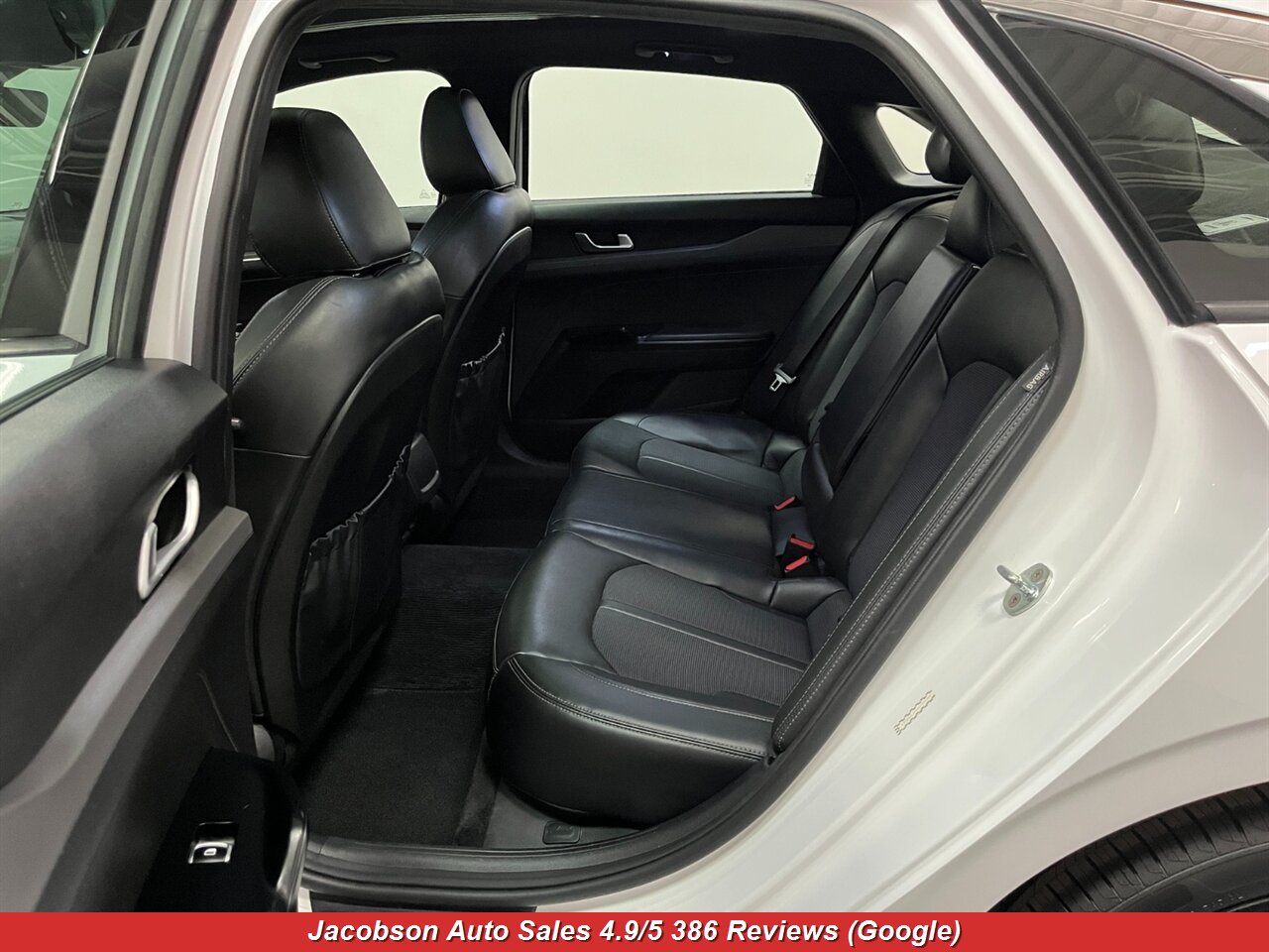 2022 Kia K5 GT-Line AWD - Photo 37 - Oshkosh, WI 54901