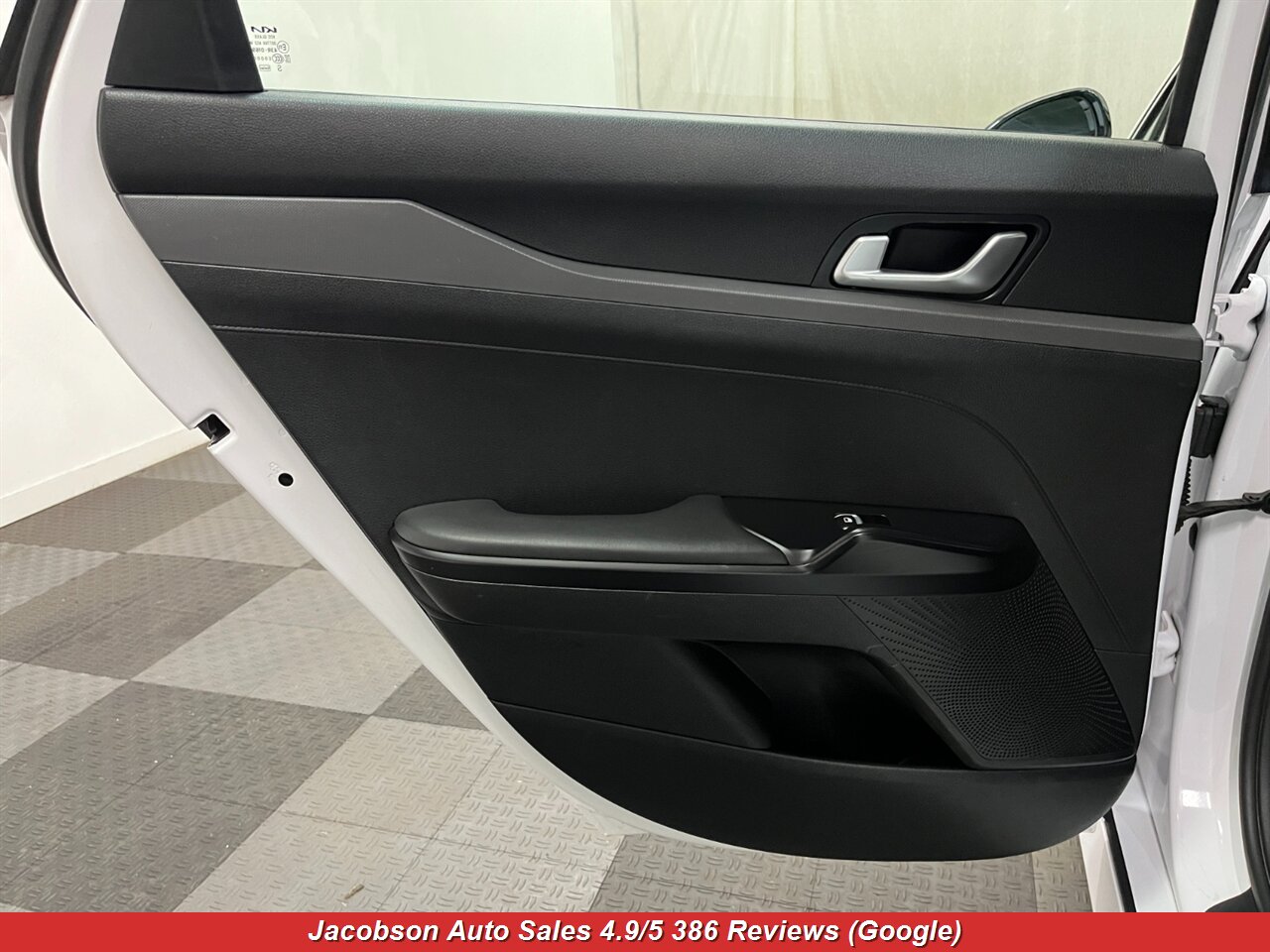 2022 Kia K5 GT-Line AWD - Photo 36 - Oshkosh, WI 54901