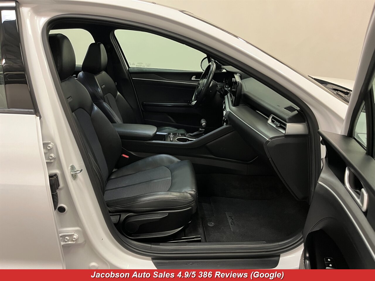 2022 Kia K5 GT-Line AWD - Photo 53 - Oshkosh, WI 54901