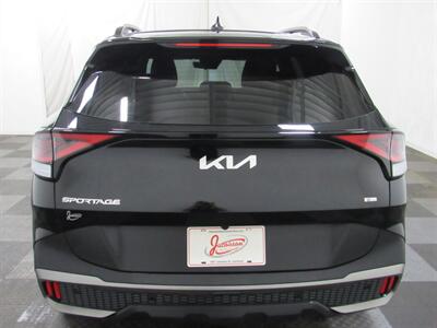 2023 Kia Sportage X-Pro Prestige AWD   - Photo 37 - Oshkosh, WI 54901