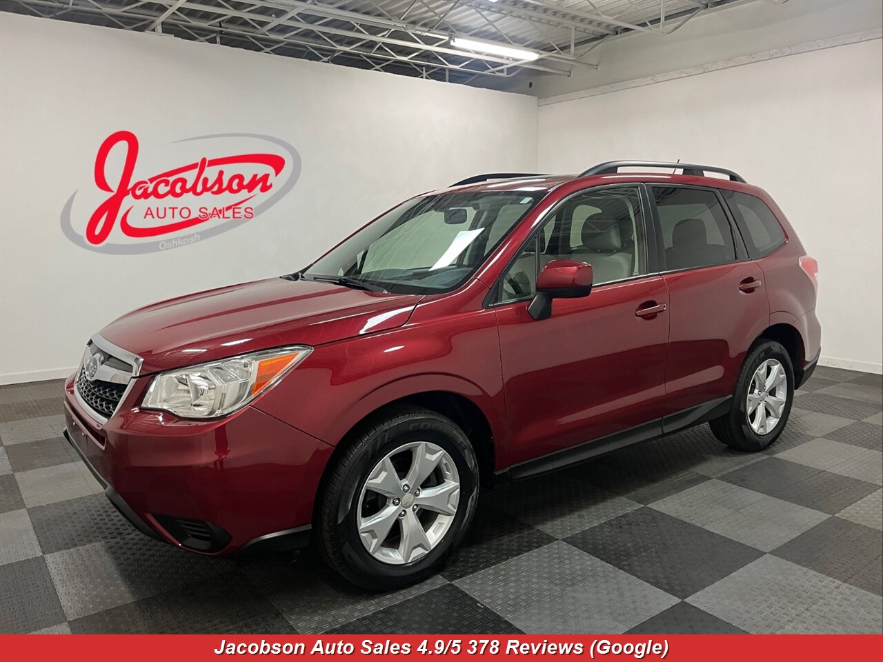 2015 Subaru Forester 2.5i Premium AWD - Photo 1 - Oshkosh, WI 54901