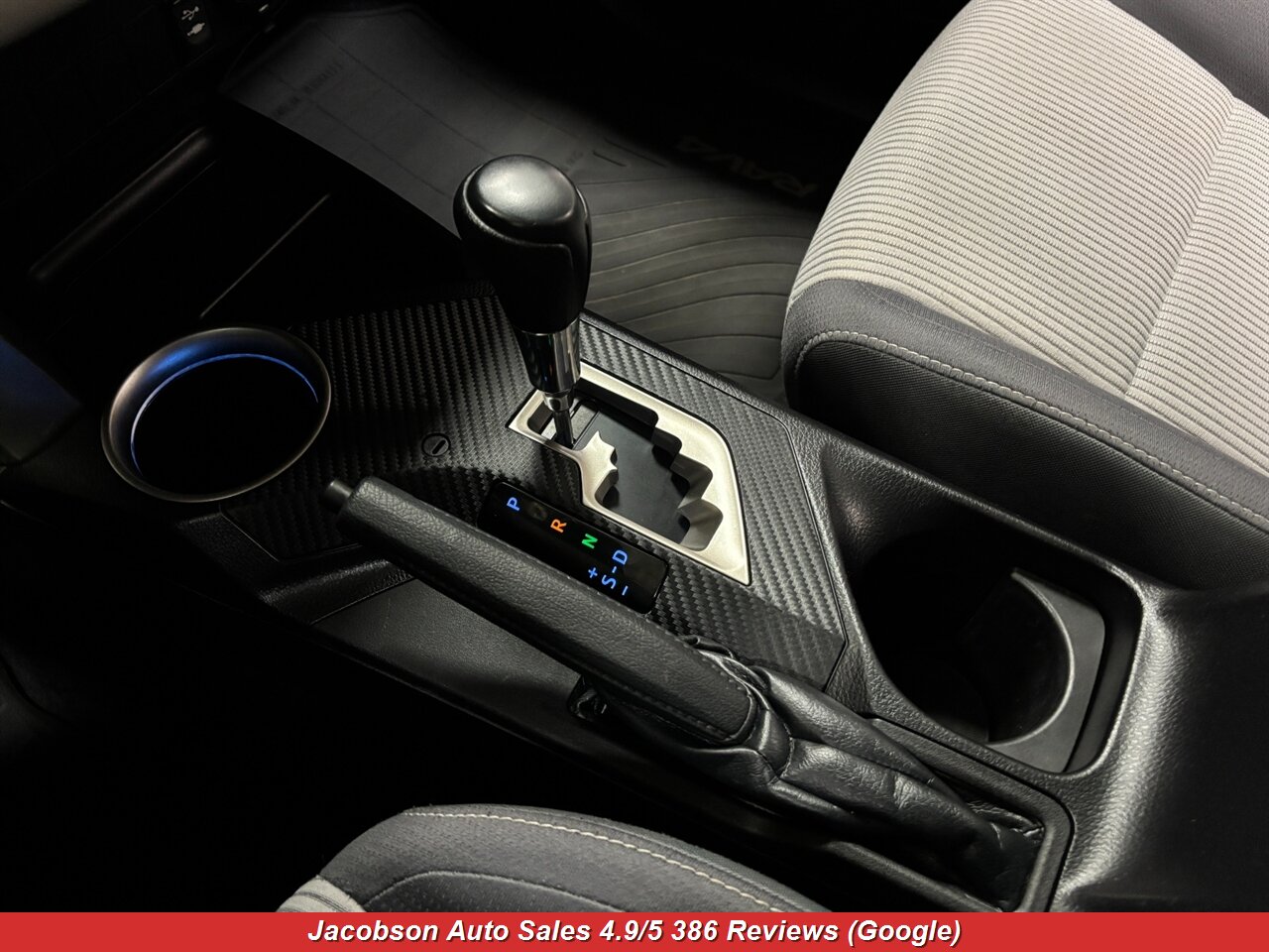 2015 Toyota RAV4 XLE AWD - Photo 19 - Oshkosh, WI 54901