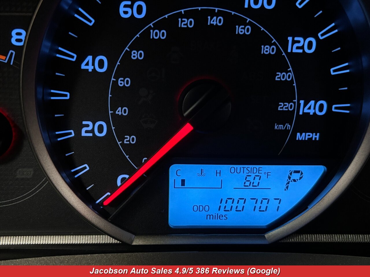 2015 Toyota RAV4 XLE AWD - Photo 12 - Oshkosh, WI 54901