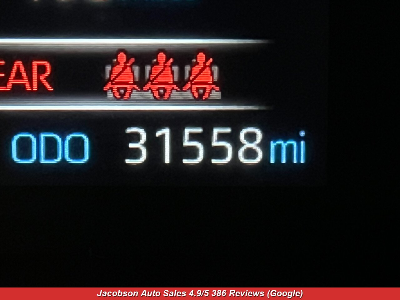 2021 Toyota RAV4 Hybrid XLE Premium AWD - Photo 12 - Oshkosh, WI 54901