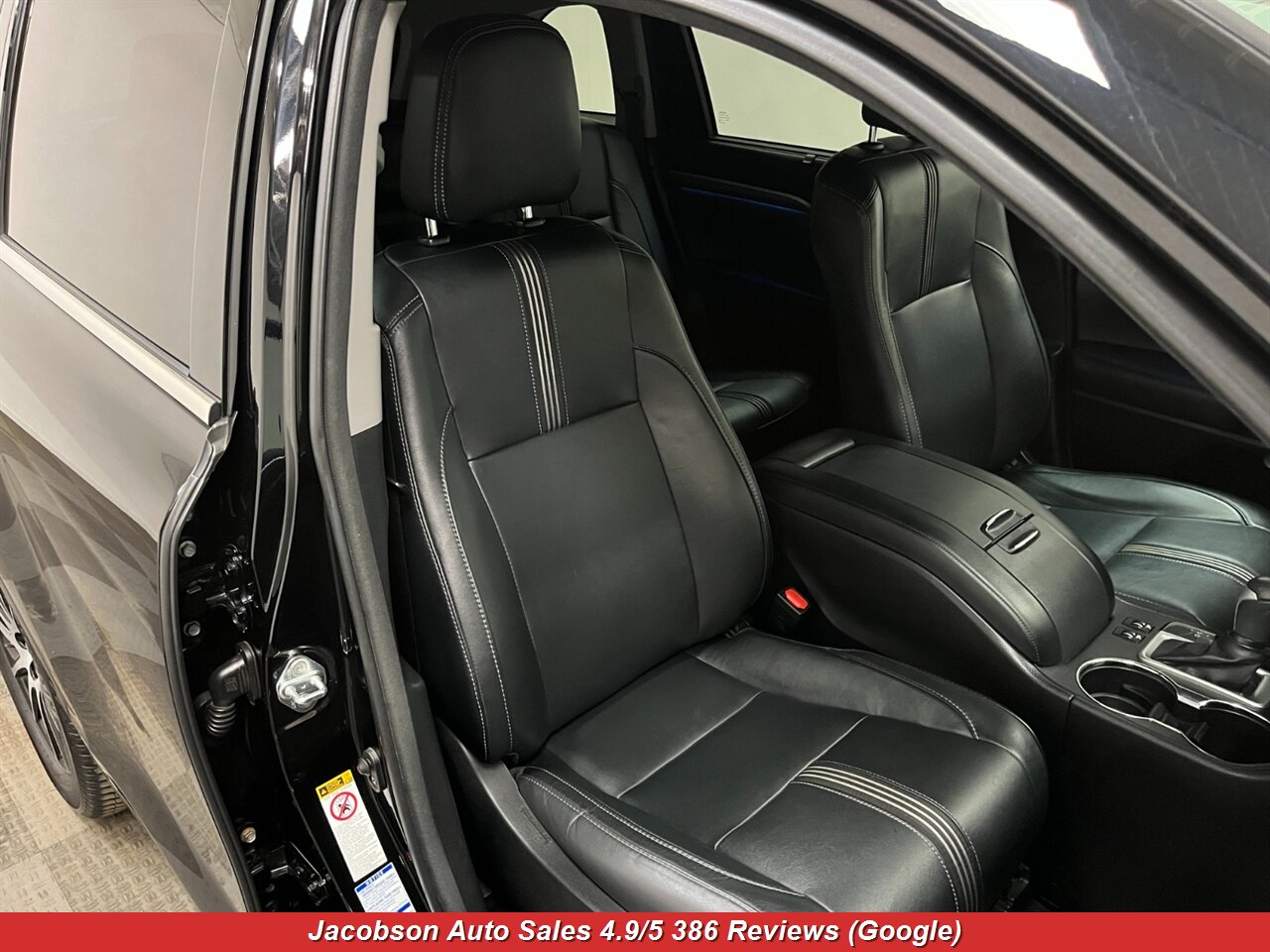 2017 Toyota Highlander SE AWD - Photo 55 - Oshkosh, WI 54901