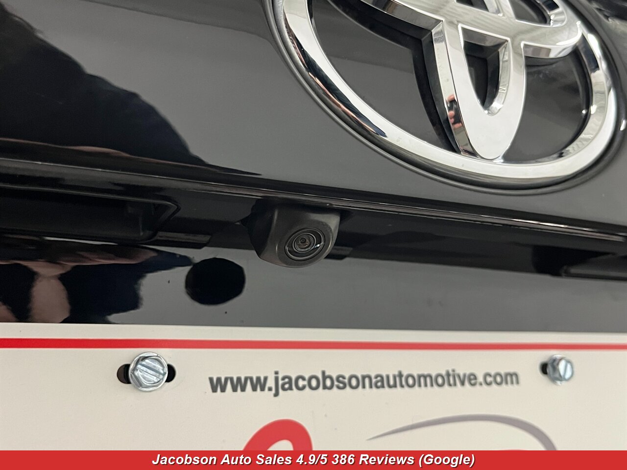 2017 Toyota Highlander SE AWD - Photo 40 - Oshkosh, WI 54901