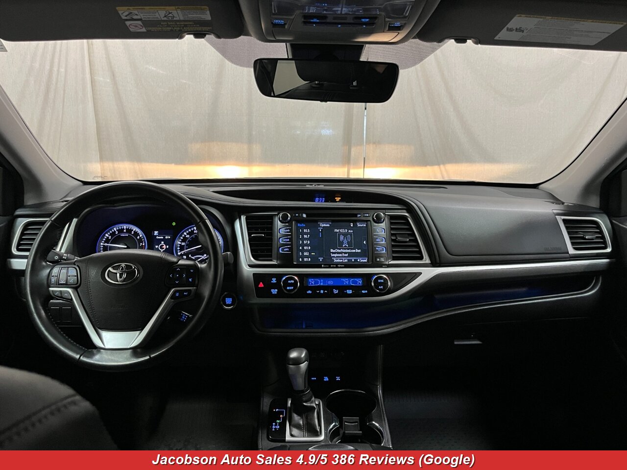 2017 Toyota Highlander SE AWD - Photo 58 - Oshkosh, WI 54901