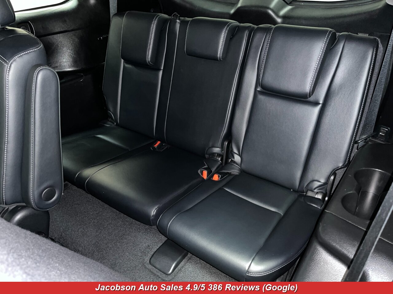 2017 Toyota Highlander SE AWD - Photo 36 - Oshkosh, WI 54901