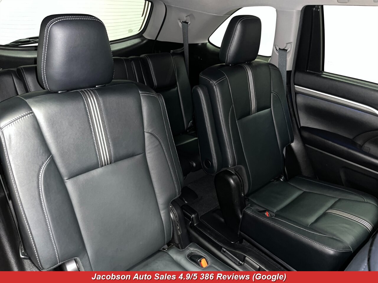 2017 Toyota Highlander SE AWD - Photo 49 - Oshkosh, WI 54901