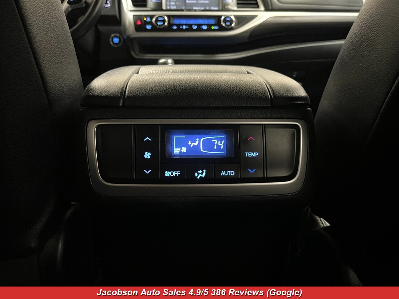 2017 Toyota Highlander SE AWD - Photo 57 - Oshkosh, WI 54901