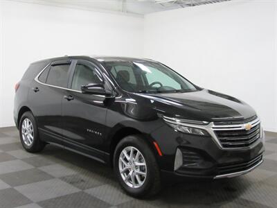 2023 Chevrolet Equinox LT 4x4   - Photo 4 - Oshkosh, WI 54901