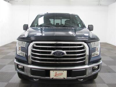 2016 Ford F-150 XLT SuperCrew 4x4 SB   - Photo 2 - Oshkosh, WI 54901