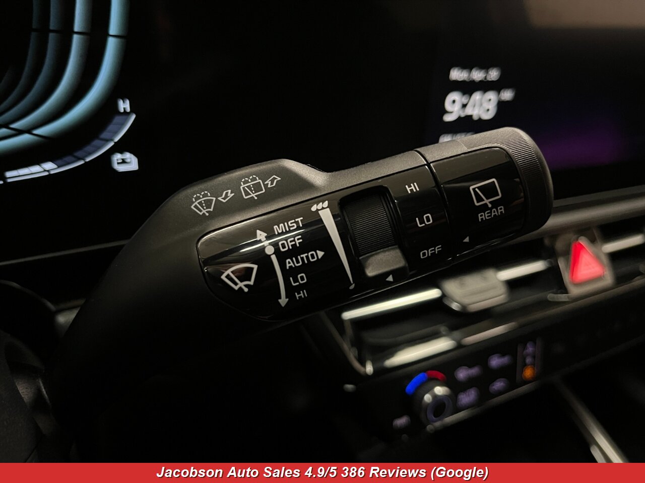 2023 Kia Niro EX Touring - Photo 14 - Oshkosh, WI 54901