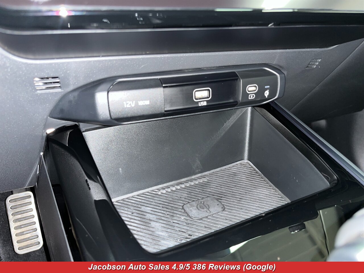 2023 Kia Niro EX Touring - Photo 21 - Oshkosh, WI 54901