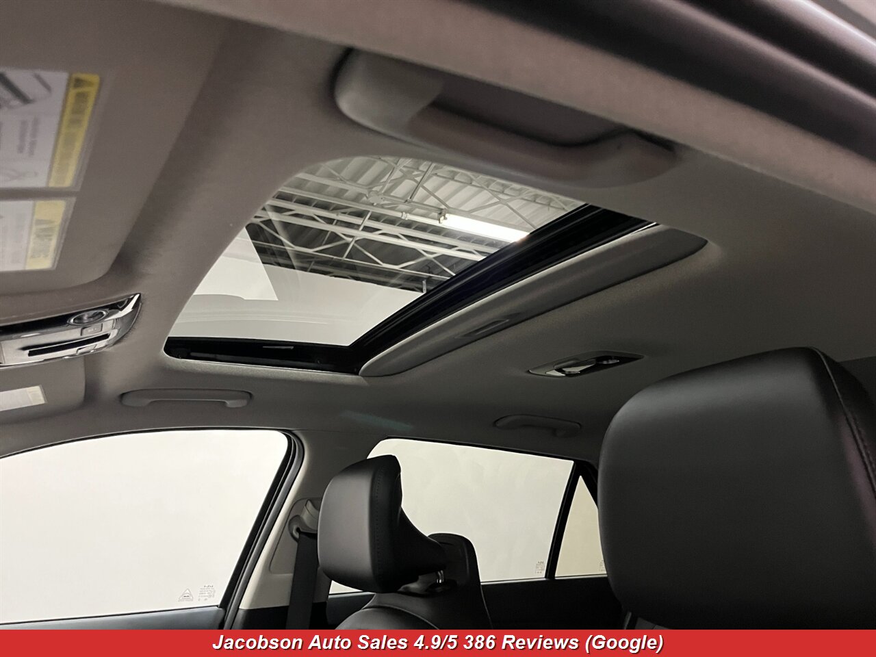 2023 Kia Niro EX Touring - Photo 28 - Oshkosh, WI 54901