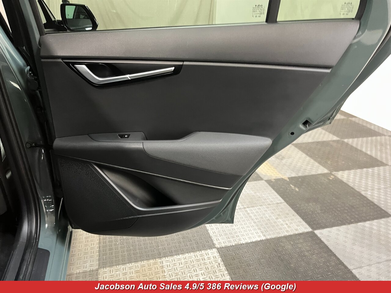 2023 Kia Niro EX Touring - Photo 38 - Oshkosh, WI 54901