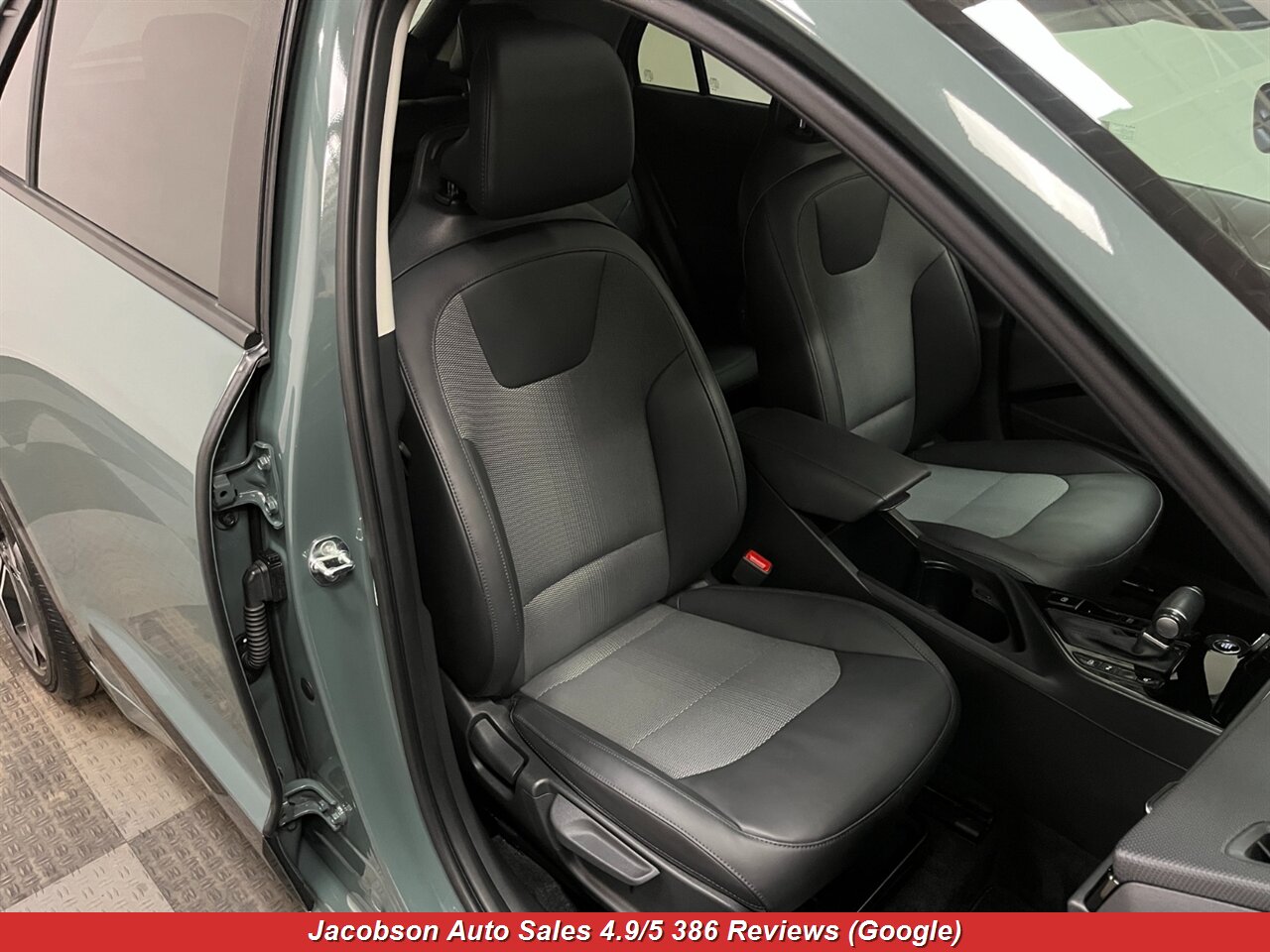 2023 Kia Niro EX Touring - Photo 42 - Oshkosh, WI 54901