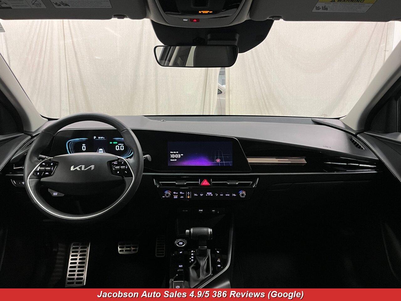 2023 Kia Niro EX Touring - Photo 16 - Oshkosh, WI 54901