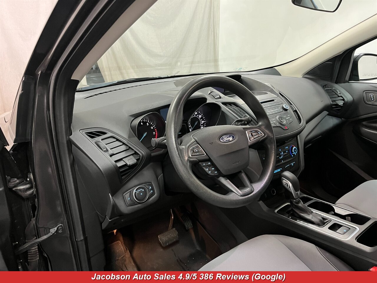 2018 Ford Escape S - Photo 25 - Oshkosh, WI 54901