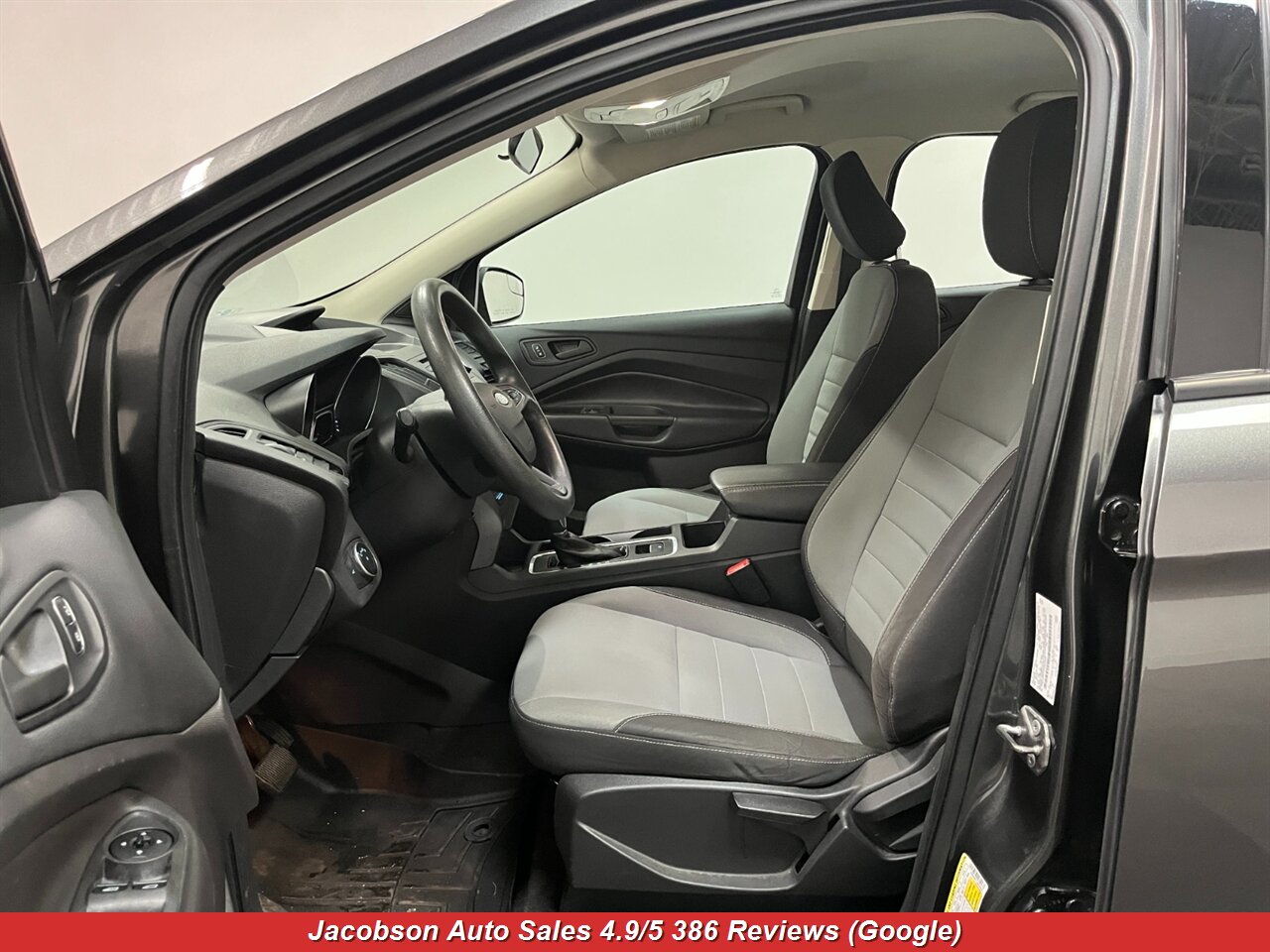 2018 Ford Escape S - Photo 26 - Oshkosh, WI 54901