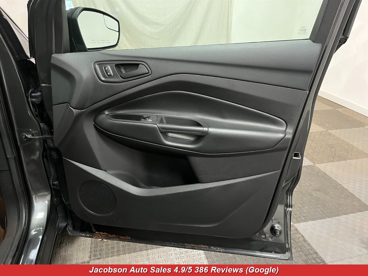 2018 Ford Escape S - Photo 41 - Oshkosh, WI 54901