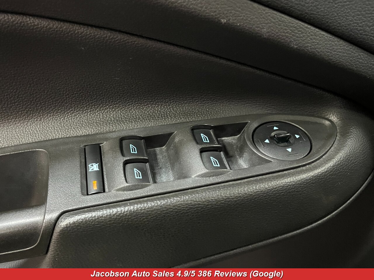 2018 Ford Escape S - Photo 3 - Oshkosh, WI 54901