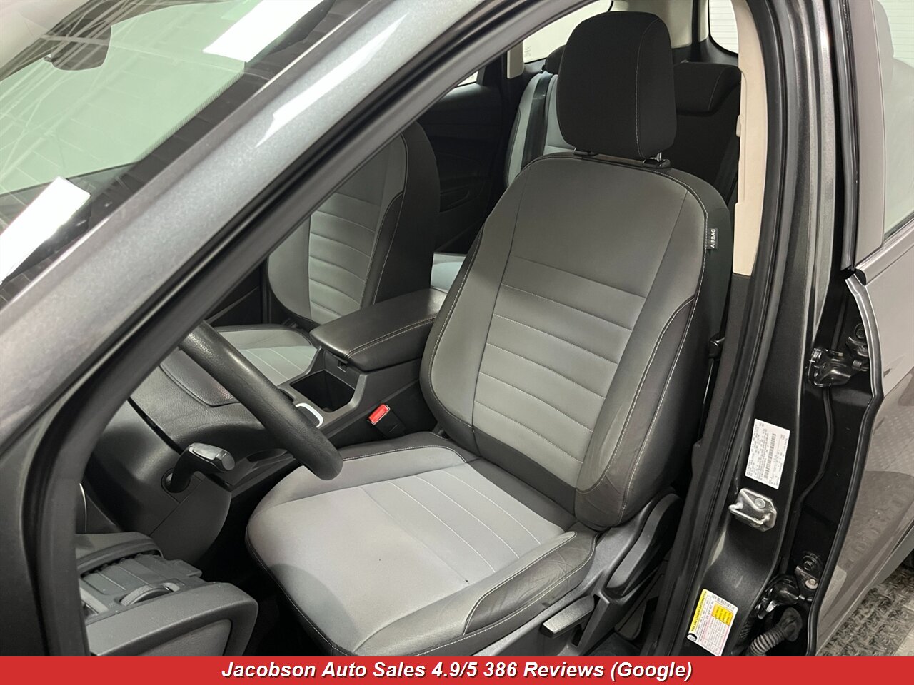 2018 Ford Escape S - Photo 27 - Oshkosh, WI 54901