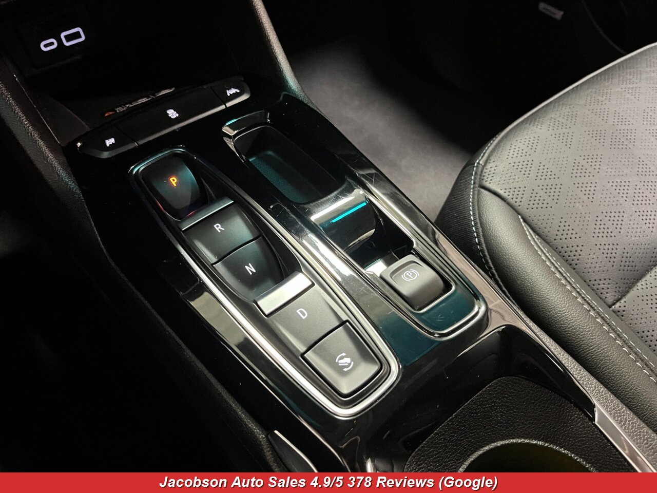 2023 Chevrolet Bolt EV 2LT - Photo 27 - Oshkosh, WI 54901