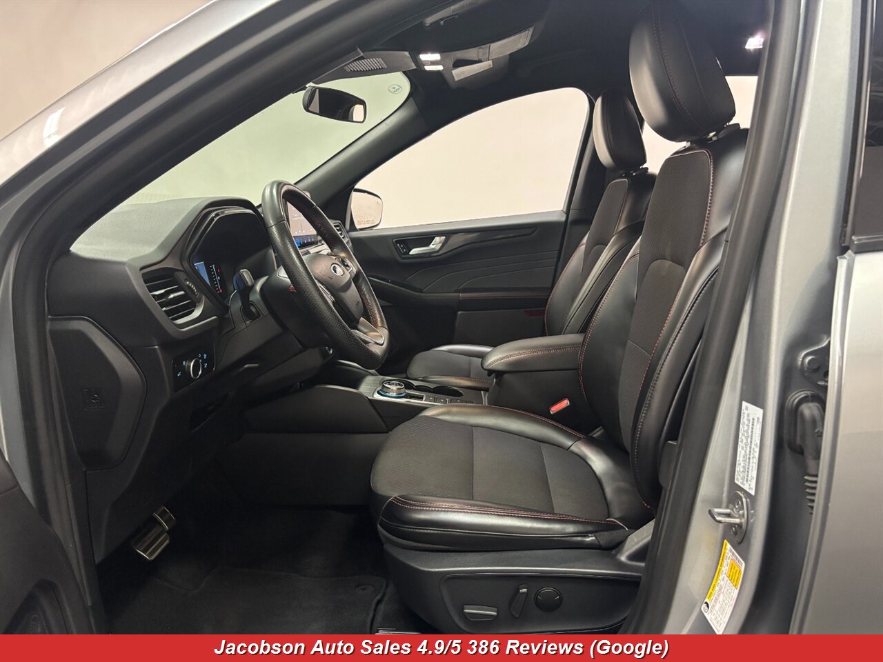 2024 Ford Escape ST-Line AWD - Photo 31 - Oshkosh, WI 54901