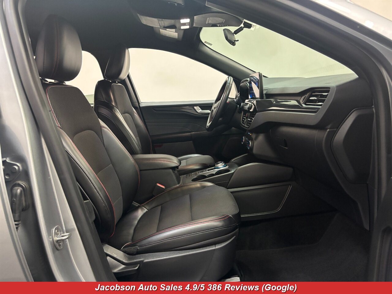 2024 Ford Escape ST-Line AWD - Photo 40 - Oshkosh, WI 54901